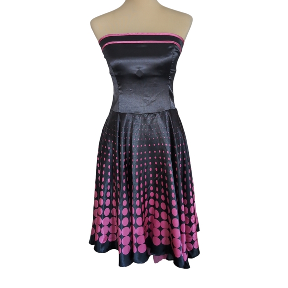 Strapless Black and Pink Satin Dress Zippered Juniors Size 9 - Picture 2 of 7